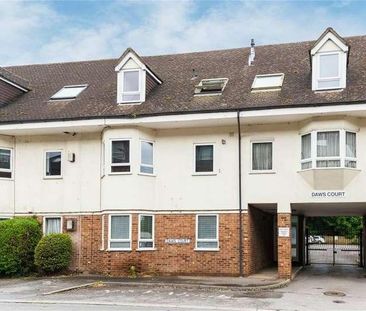 High Street, Iver, SL0 - Photo 1