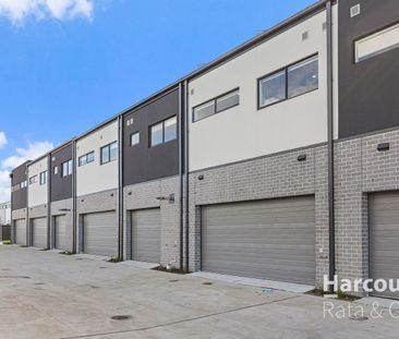 Brand New, Bold & Beautiful Living - Photo 4