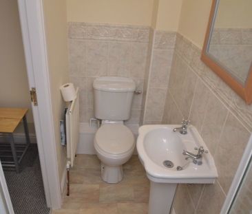 6 Bed Semi-Detached House, Chervil Close, M14 - Photo 1