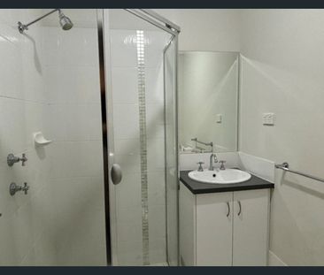 Perfect 3 Bedroom Family Home - Photo 6