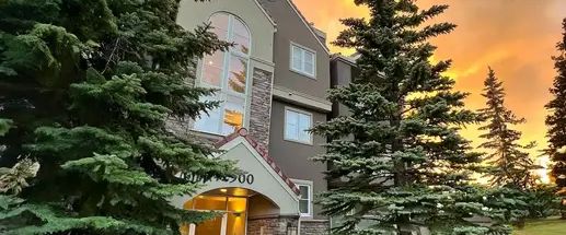 Beautiful unit for rent in Edgemont great neighborhood with top-notch amenities | 32 - 2900 Edenwold Heights Northwest, Calgary - Photo 1