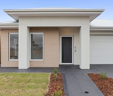 Fully Furnished with Utilities - Photo 3