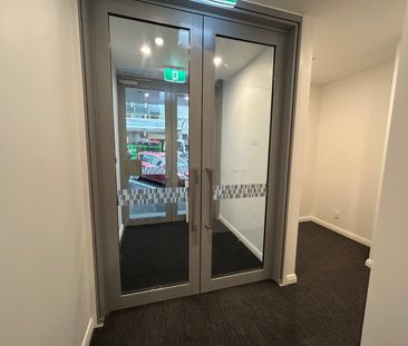 BRAND NEW CENTRAL TWO BEDROOM APARTMENT - Photo 3
