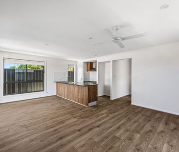 Charming Family Home in Munno Para Downs - Photo 5