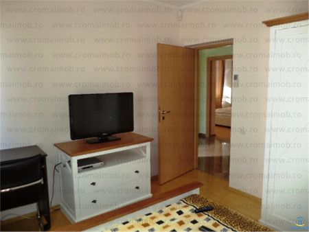 Inchiriere Vila 4 camere, zona Exterior Nord, Ploiesti - Fotografie 2