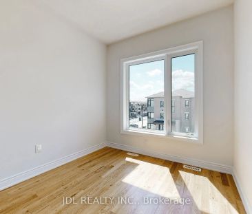 Condo Townhouse For Lease | N9249432 - Photo 6