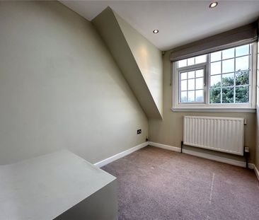 4, Silverdale Avenue, Leeds, West Yorkshire, LS17 8SZ - Photo 3
