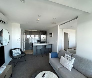 One Bedroom Apartment with Secure Carpark - Photo 2