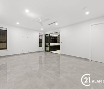 Brand New 4 Bedroom Home in Wilton !!! - Photo 1