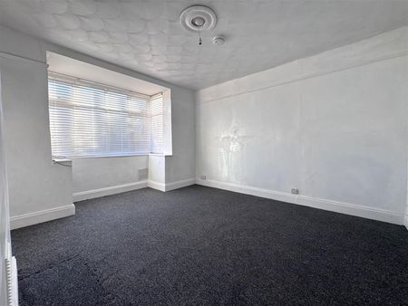 Mays Lane, Stubbington - Photo 3