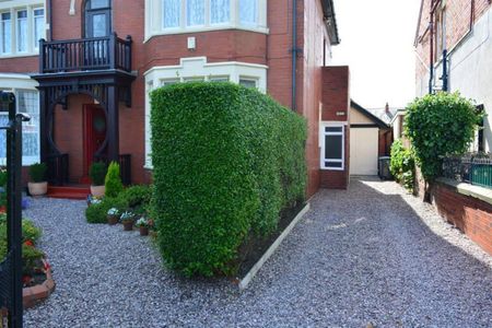 Lytham Road, South Shore, Blackpool, FY4 1EB - Photo 3