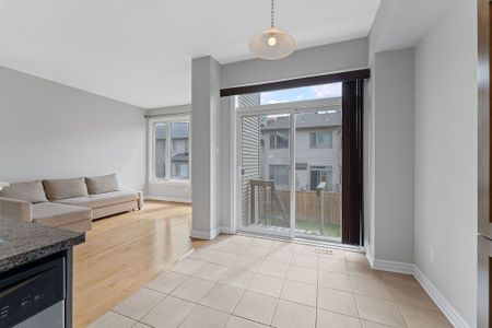 For Lease - 116 Popplewell Crescent, Barrhaven, Ontario - Photo 3