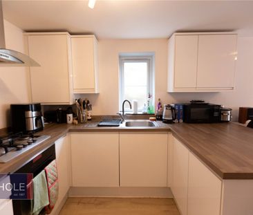 Downend Road, - Photo 5