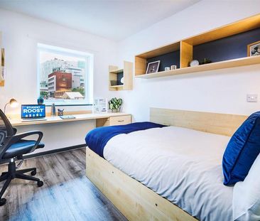 1 bedroom in a flat share to rent - Photo 5
