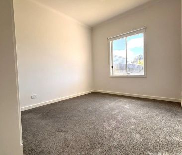 “Beautifully Presented Home in the Heart of Albion” - Photo 1