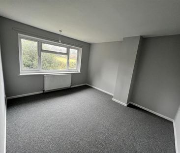 3 bedroom house to rent - Photo 3