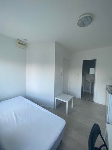 Appartement F1 (18 m²) à louer à ROUBAIX - Photo 2