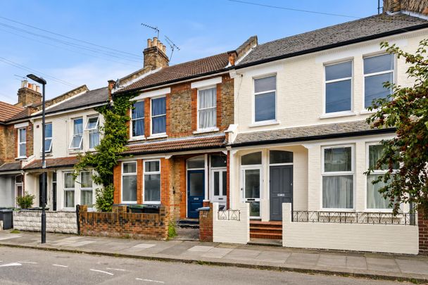 St. John’s Road, London N15 - Photo 1