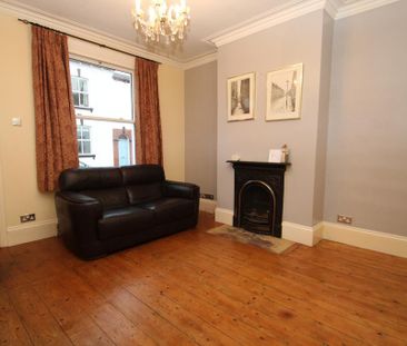 3 bedroom terraced house to rent - Photo 2