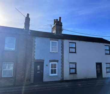 2 bedroom terraced house to rent - Photo 3