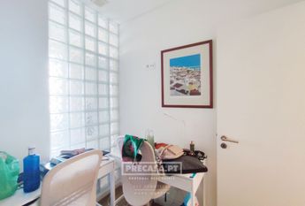 Apartamento T3+1 em Lisboa