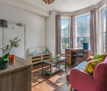 1 bedroom flat to rent - Photo 2