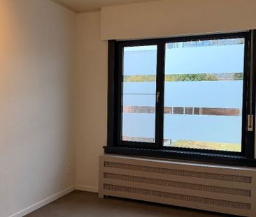 Appartement te huur in Lier voor € 945 met 1 slaapkamer - Photo 2