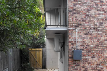 Welcome to Your Next Home - Photo 5