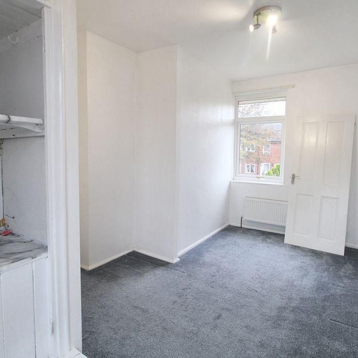 3 bed terraced house to rent in NE6 - Photo 1