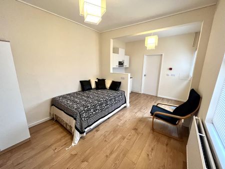 Studio to rent - Photo 5