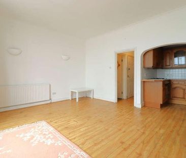 Kings Road, Brighton, BN1 - Photo 1