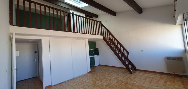 Location Appartement 1 pièce 39m² MONTPELLIER 34000 - Photo 1