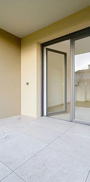 Miribel : Rare T2 neuf avec cuisine aménagée, terrasse, jardin et garage double - Photo 1