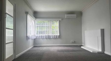 Comfort, Space & Convenience in a Prime Location - Photo 3