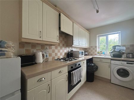 2 bedroom apartment to rent - Photo 4