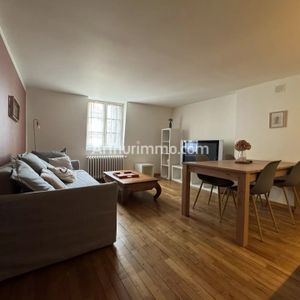 Location Appartement 2 pièces 50 m2 à Dole - Photo 2