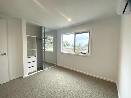 “Well-designed Brand New Townhouse” - Photo 4