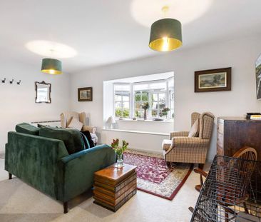 3 bedroom terraced house to rent - Photo 2