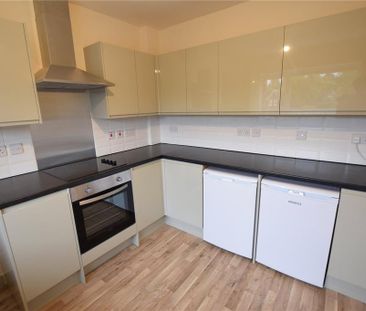 3 bedroom maisonette to rent - Photo 3