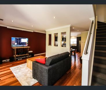 Gorgeous Terrace boasting space and convenience!!! - Photo 1