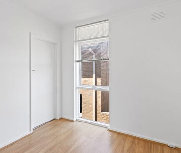 Great one bedroom apartment in central location! - Photo 2