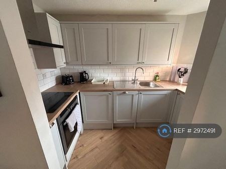 1 bedroom flat to rent - Photo 5