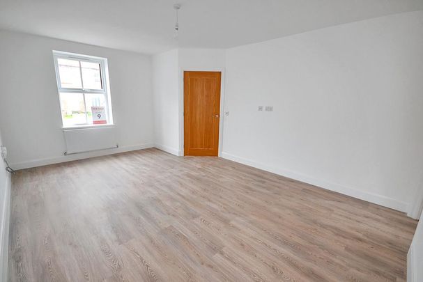 3 bedroom townhouse to rent - Photo 1