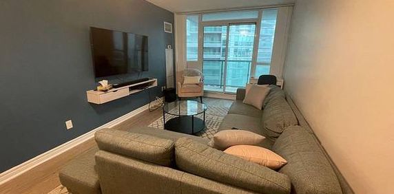 1 Bedroom, 1 Bathroom - Infinity Condos - Photo 2