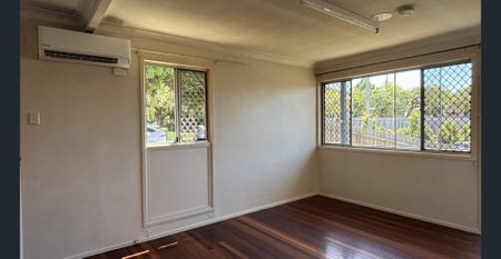 Perfectly Positioned Two-Bedroom Home - Photo 2