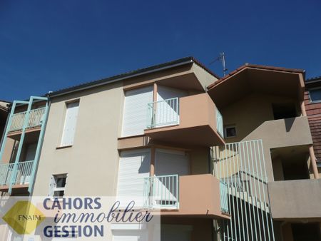 Location Appartement 3 pièces 63m² CAHORS 46000 - Photo 5