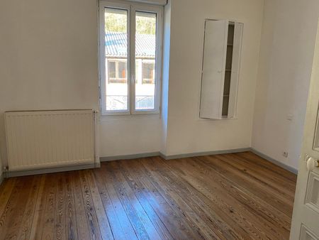 Location Appartement 3 pièces 49m² LABEGUDE 07200 - Photo 3