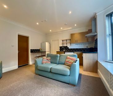 1 bedroom Apartment to let - Photo 5