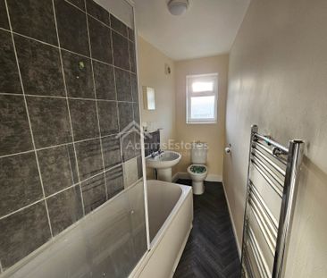 Price £750 pcm - Available Now - Unfurnished - Photo 5