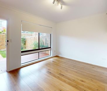 4/10 Kitchener Parade, The Hill NSW 2300 - Photo 4